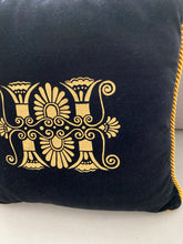 Load image into Gallery viewer, SmartAlex Textiles | cushion large | black velvet 5