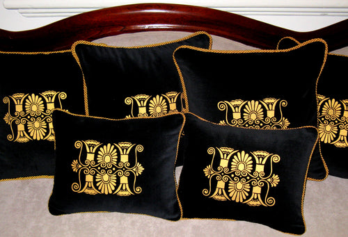 SmartAlex Textiles | cushion large | black velvet 5