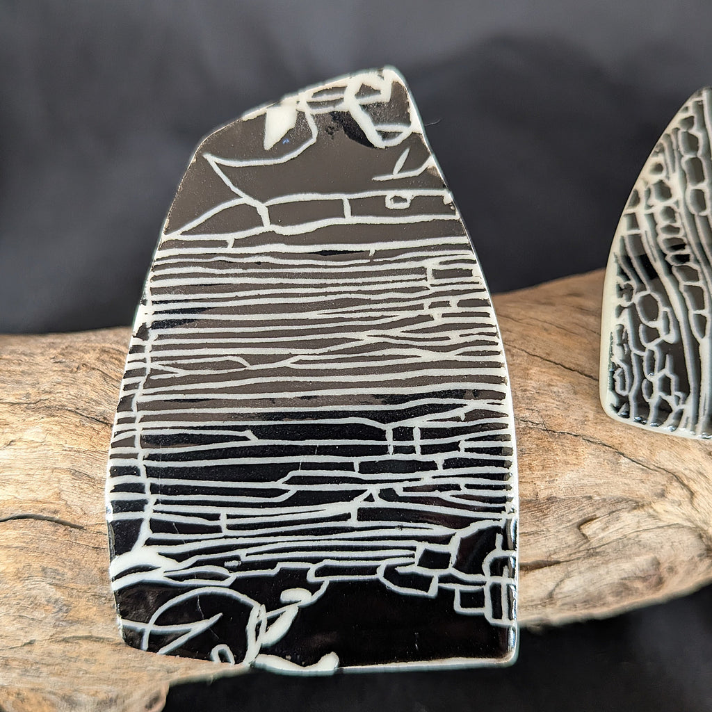 Fenja T. Ringl | Jewellery | Wood Charcoal Fragment (brooch) 2. Unique state