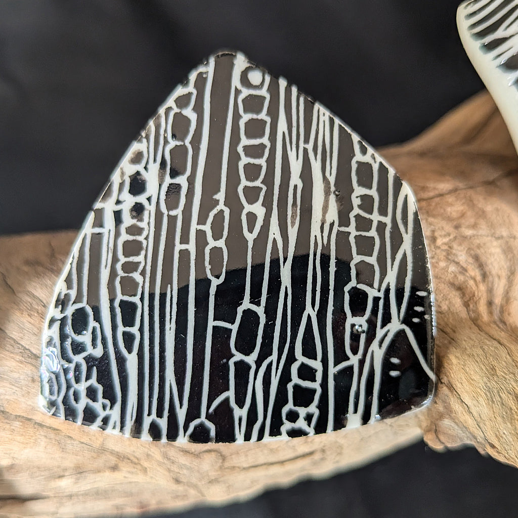 Fenja T. Ringl | Jewellery | Wood Charcoal Fragment (brooch) 3. Unique state