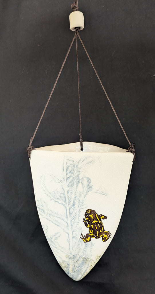 Fenja T. Ringl | Ceramics | Corroboree Frog Vase #1. Unique state