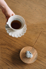Load image into Gallery viewer, Jacky Lo | Ceramics | Round Petal Plate (Pale Blue)