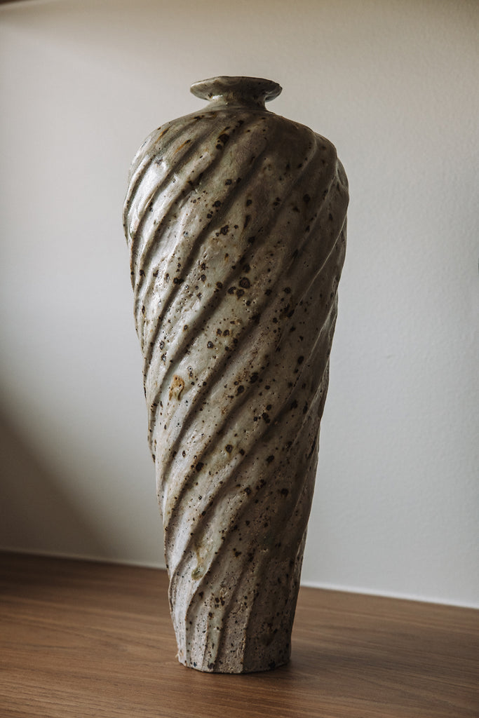 Jacky Lo | Ceramics | Tall Spiral Vase