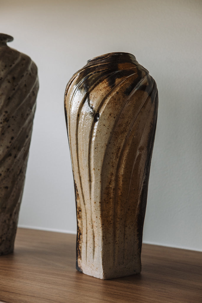 Jacky Lo | Ceramics | Oval Neck Vase