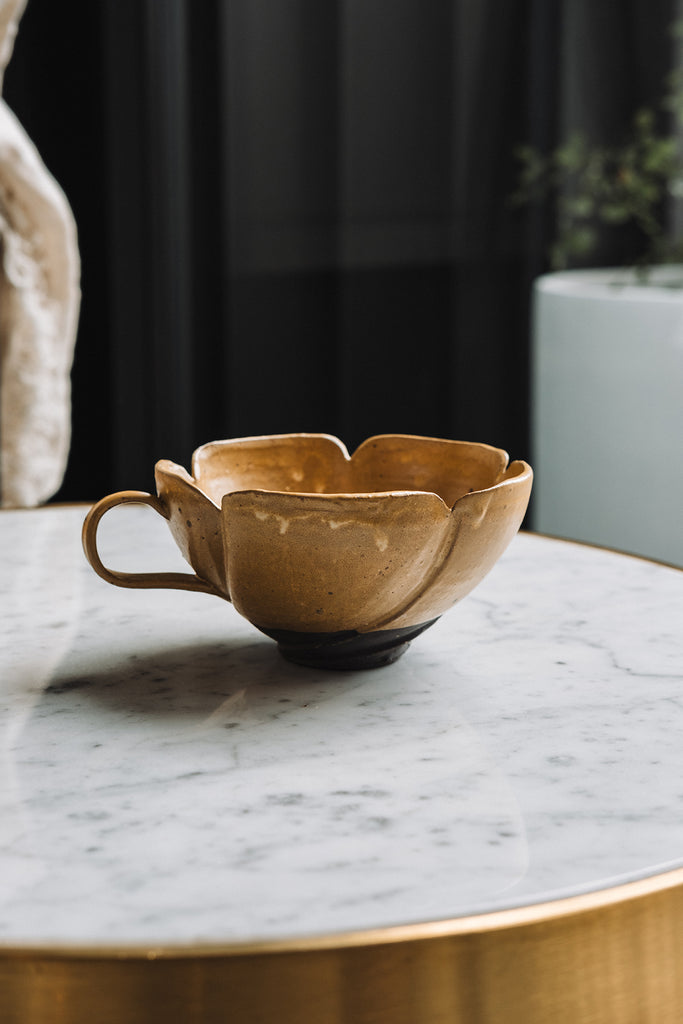 Jacky Lo | Ceramics | Petal Cup (caramel)