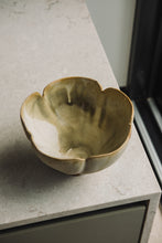Load image into Gallery viewer, Jacky Lo | Ceramics | Petal Vase