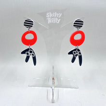 Load image into Gallery viewer, Janelle Skitty Kitty | Earrings |