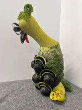 Load image into Gallery viewer, Beth Harcourt | Sculpture/Installation | Gunna