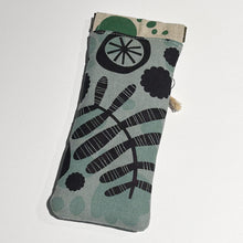 Load image into Gallery viewer, Bursaria Workshop | Glasses case | burs015