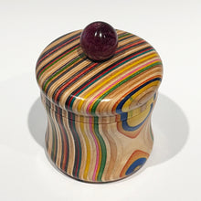 Load image into Gallery viewer, Shai Thaler | Box-round with lid |