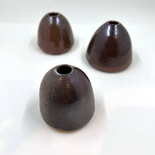 Load image into Gallery viewer, Michelle Watson | Bud vase brown |