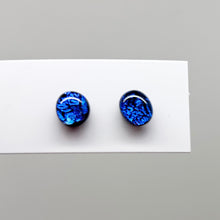 Load image into Gallery viewer, A Fiery Heart | Stud earrings |