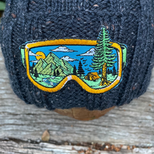 Load image into Gallery viewer, MicMac Design | Ski goggles beanie