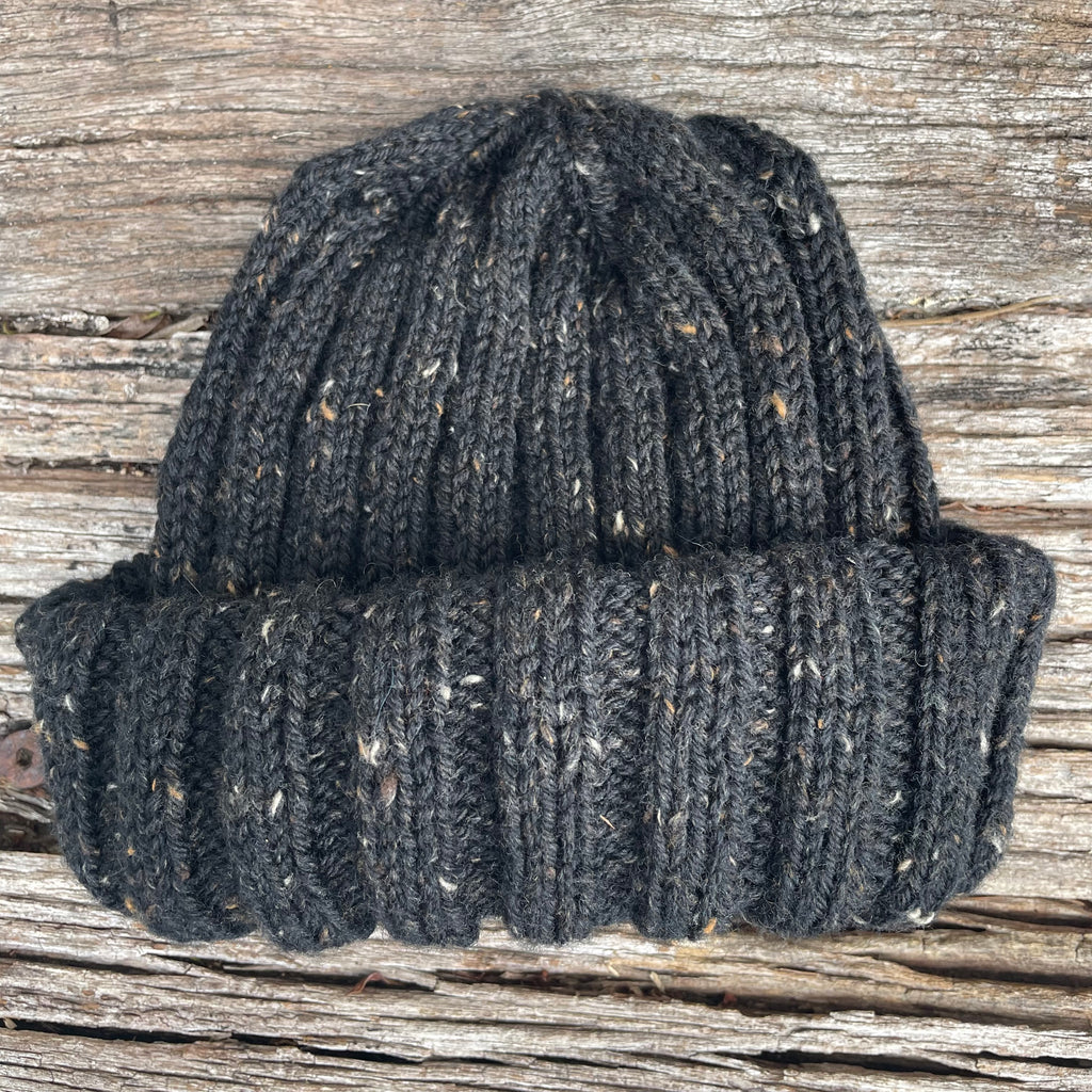 MicMac Design | Clothing | HATITUDE classic fisherman's beanie in charcoal