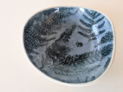 Fenja T. Ringl | Fern dish - medium |