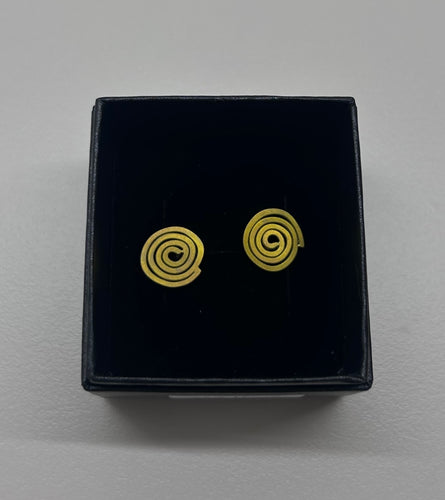 Sarah Augusta Murphy | Earrings | Scribble stud Gold